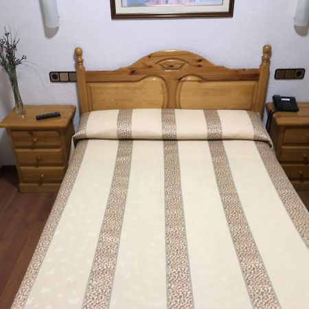 Hotel Pelayo Барселона Экстерьер фото