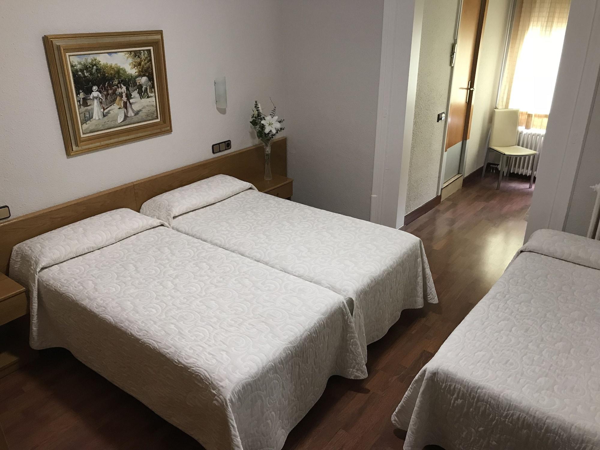 Hotel Pelayo Барселона Экстерьер фото