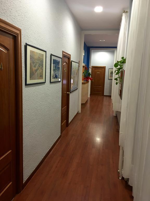 Hotel Pelayo Барселона Экстерьер фото