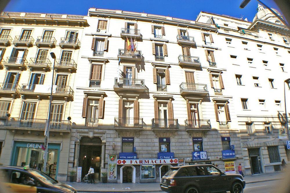 Hotel Pelayo Барселона Экстерьер фото