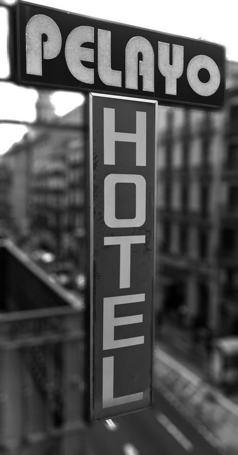 Hotel Pelayo Барселона Экстерьер фото