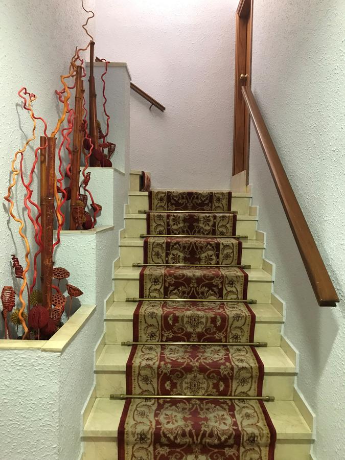 Hotel Pelayo Барселона Экстерьер фото